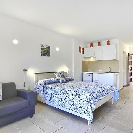 Studio Eldorado In Playa De Las Americas Near The Beach Arona  Zewnętrze zdjęcie